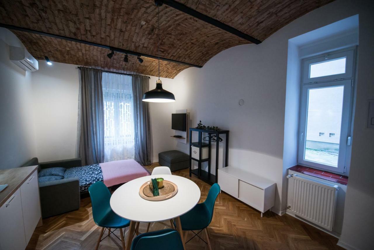 City Apartments Green Oasis Zagreb Bagian luar foto